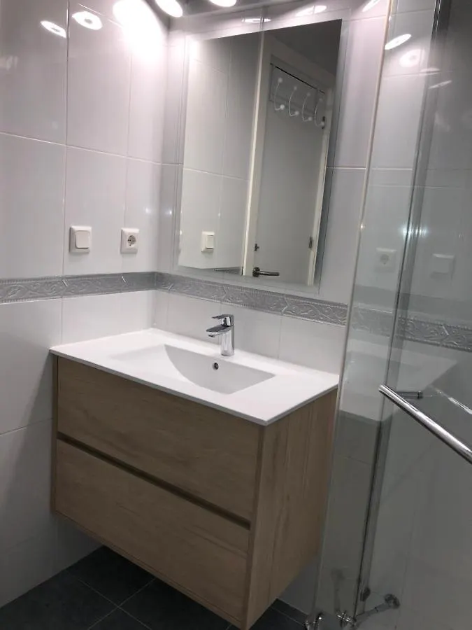 Beautiful Modern Apartment 100M From The Sea Fuengirola Spain